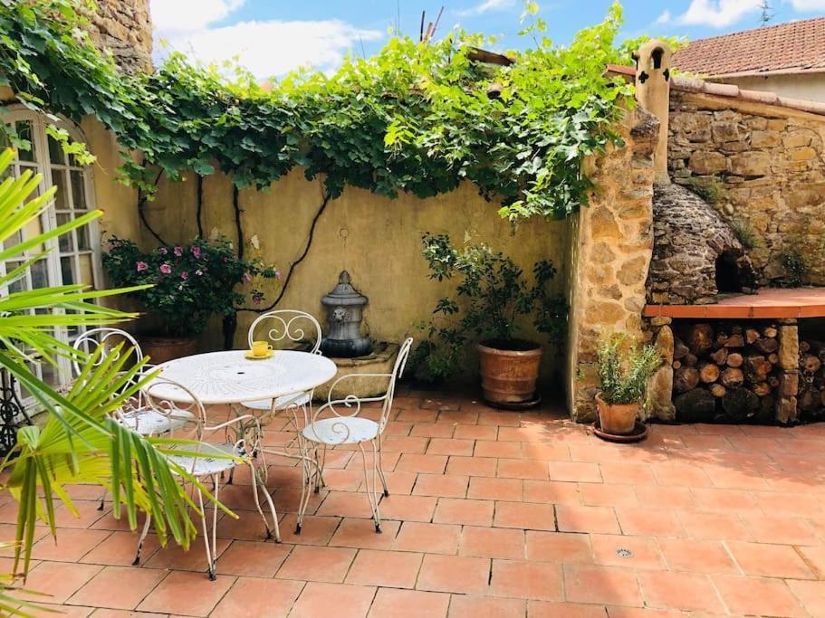La Maison De Mama C: Charming French Village Home Sainte-Colombe-sur-lʼHers Exterior foto